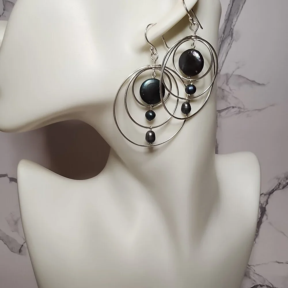 Beautiful Orbit Circle Pearl Dangle Earrings